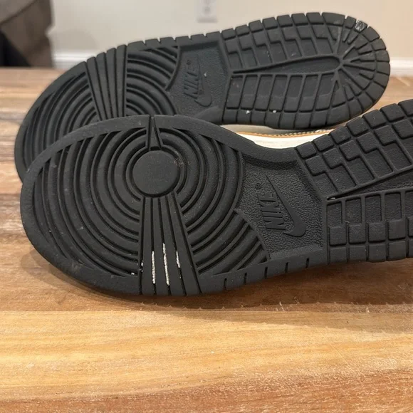 Nike kids dunks - Picture 6 of 6